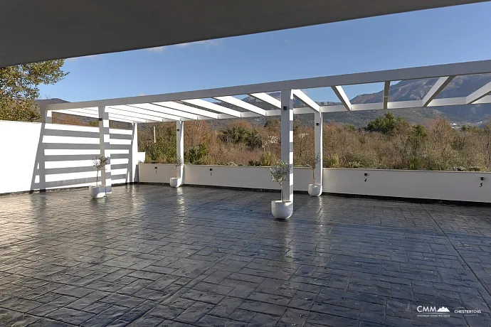 Charming Villa with boutique apartments in Tivat